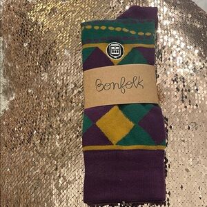 Bonfolk Mardi Gras color, adult one size unisex Purple and Green Socks NWT
